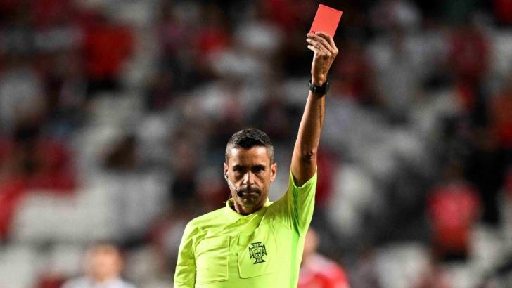 Referee Nuno Almeida takes charge of Sporting v Porto on Monday